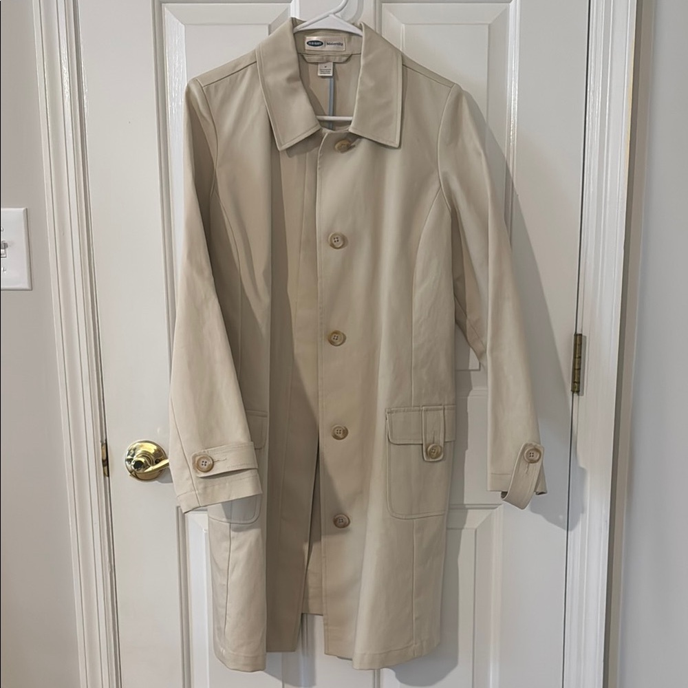 Classic Beige Trench Coat - Maternity